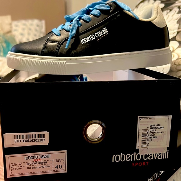 Roberto Cavalli Shoes - Sneakers Roberto Caballi size 40